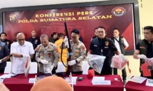 Polisi Ungkap Kasus Pembunuhan Sadis Mayat Dalam Karung di Sanga Desa, Ternyata Motifnya Karena Curi Sawit Polisi Ungkap Kasus Pembunuhan Sadis Mayat Dalam Karung di Sanga Desa, Ternyata Motifnya Karena Curi Sawit
