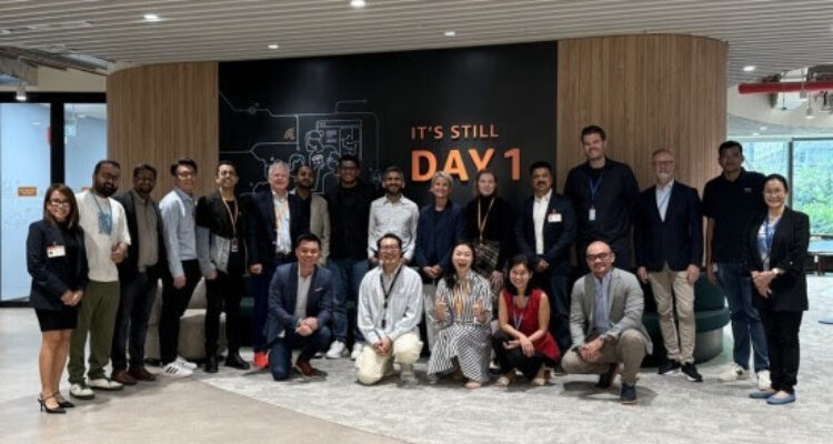 SoftwareOne Gandeng AWS Percepat Inovasi Gen AI di Kawasan Asia Pasifik