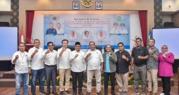 Wali Kota Padangsidimpuan Tekankan Kolaborasi Pemerintah, Pers dan Desa Bangun Ekosistem Informasi Sehat