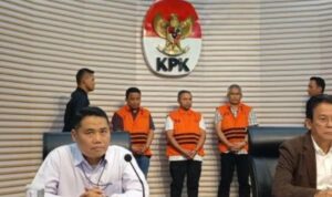 Terungkap! KPK Sebut Uang Rp 1,6 Miliar Bukan Setoran Pertama untuk Gubernur Riau Terungkap! KPK Sebut Uang Rp 1,6 Miliar Bukan Setoran Pertama untuk Gubernur Riau