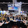 HKSTP Hadirkan 20 Inovasi BFSI dan Tanda Tangani MoU untuk Solusi Compliance Berbasis AI di Hong Kong FinTech Week x StartmeupHK Festival 2025
