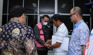 Eks Direktur PTPN II Ditahan Kejati Sumut, Skandal Aset Citraland 8.077 Hektare Terbongkar Eks Direktur PTPN II Ditahan Kejati Sumut, Skandal Aset Citraland 8.077 Hektare Terbongkar