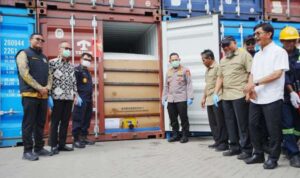 Polri Bongkar 87 Kontainer Turunan CPO Ilegal, Nilainya Capai Rp28,7 Miliar Polri Bongkar 87 Kontainer Turunan CPO Ilegal, Nilainya Capai Rp28,7 Miliar